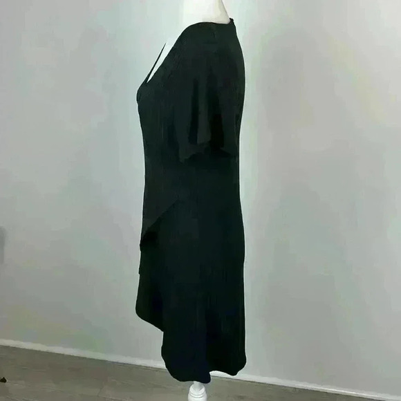 Style 5 Black V-Neck Mini Dress Size M NWT - Picture 3 of 8